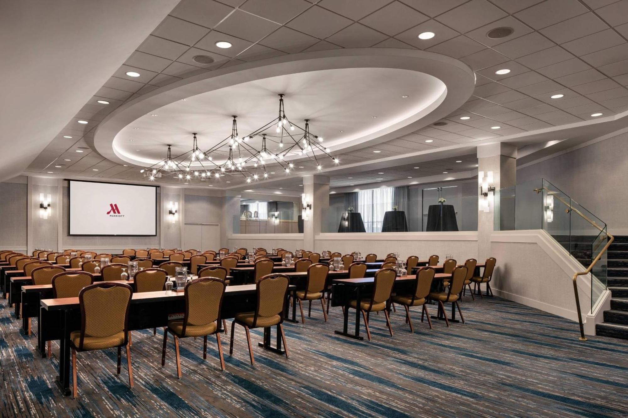Marriott Fisherman's Wharf 4*