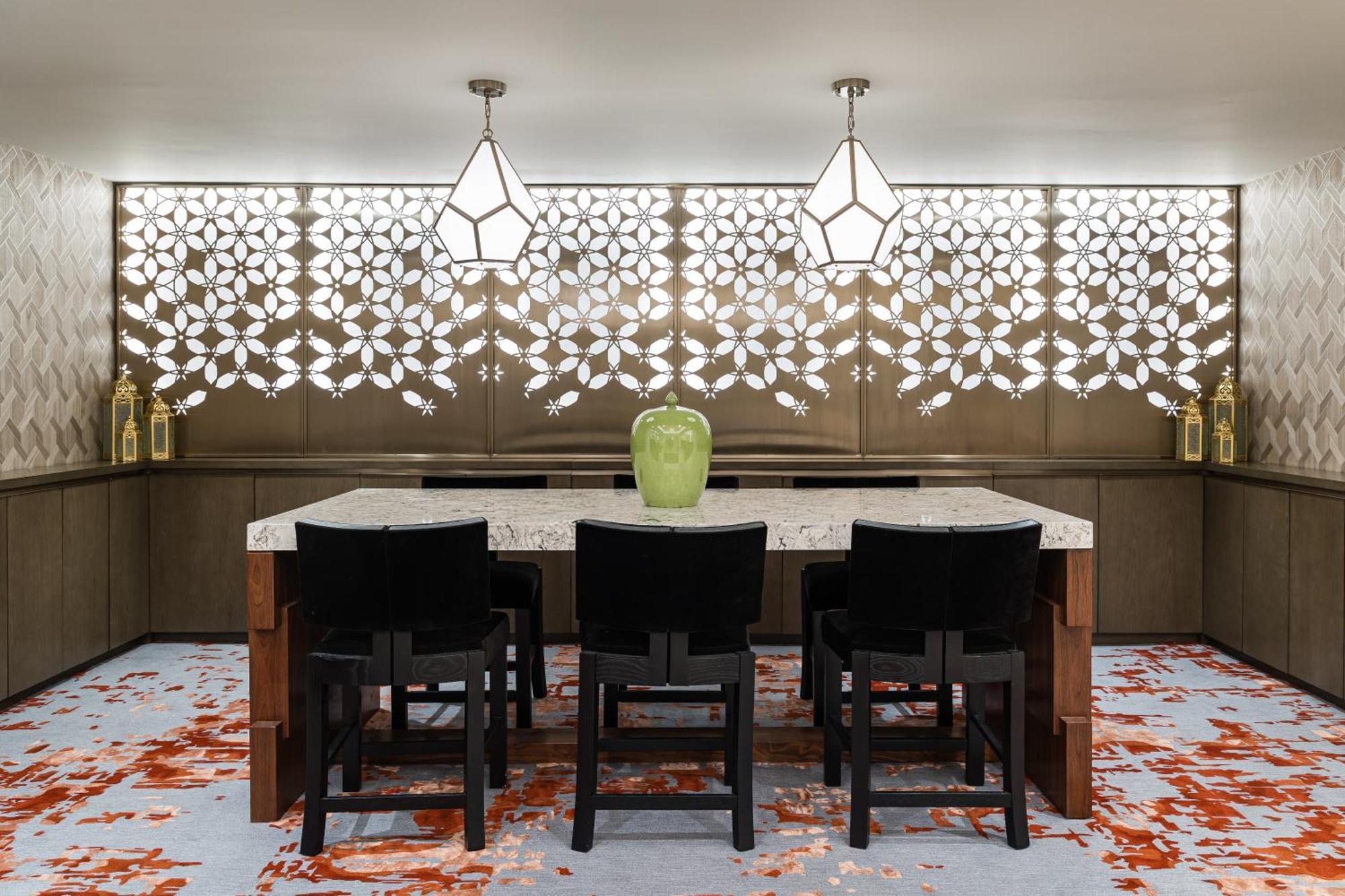 Taj Campton Place Hotel 4*