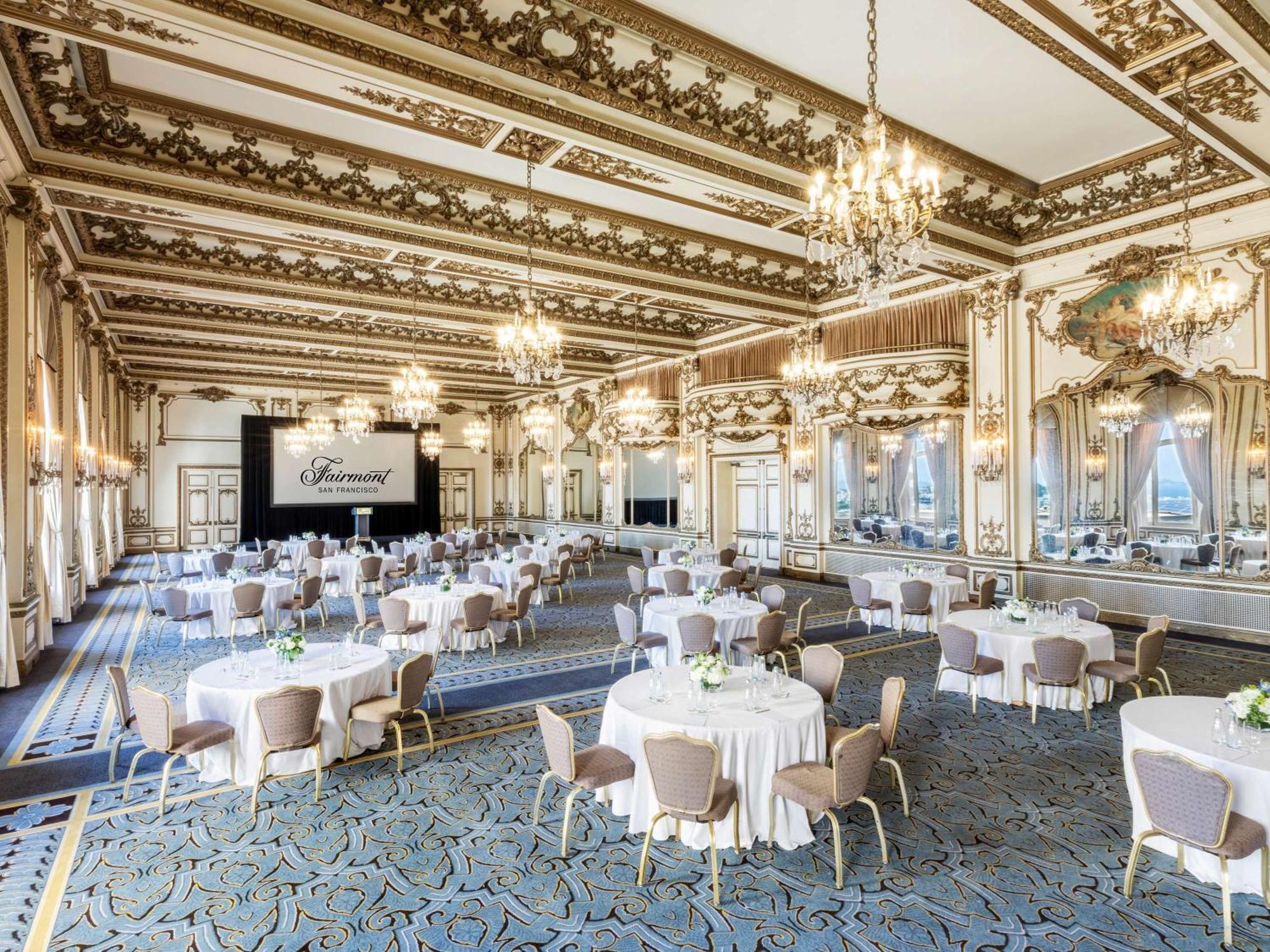 Fairmont Hotel 5*