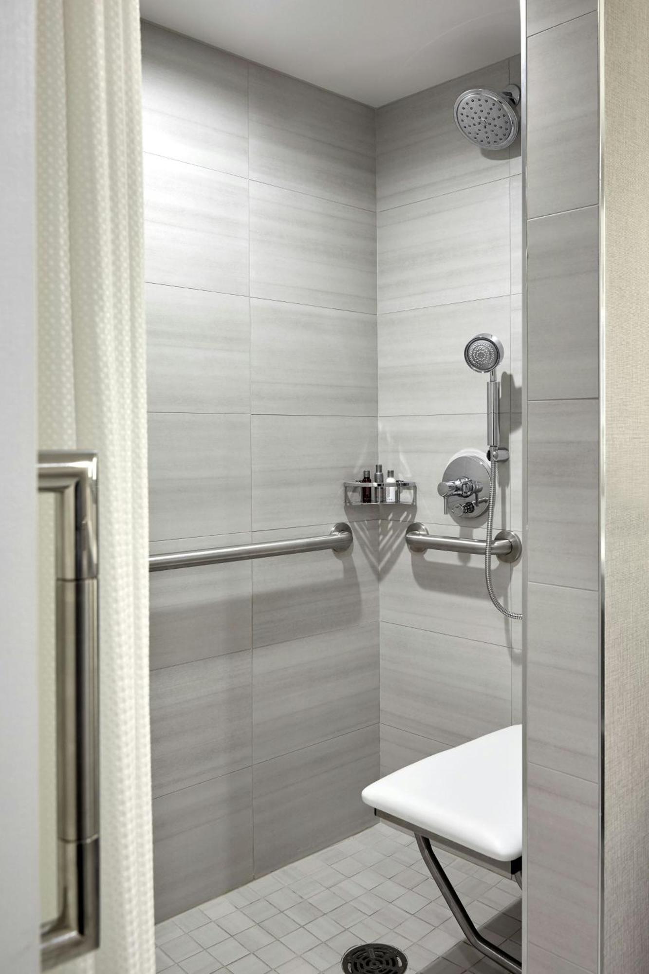 Marriott Fisherman's Wharf 4*