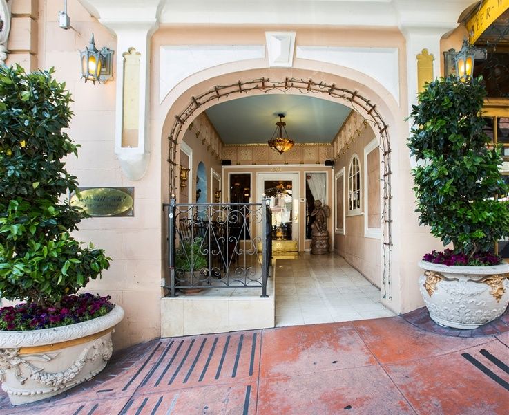Hotel Nob Hill