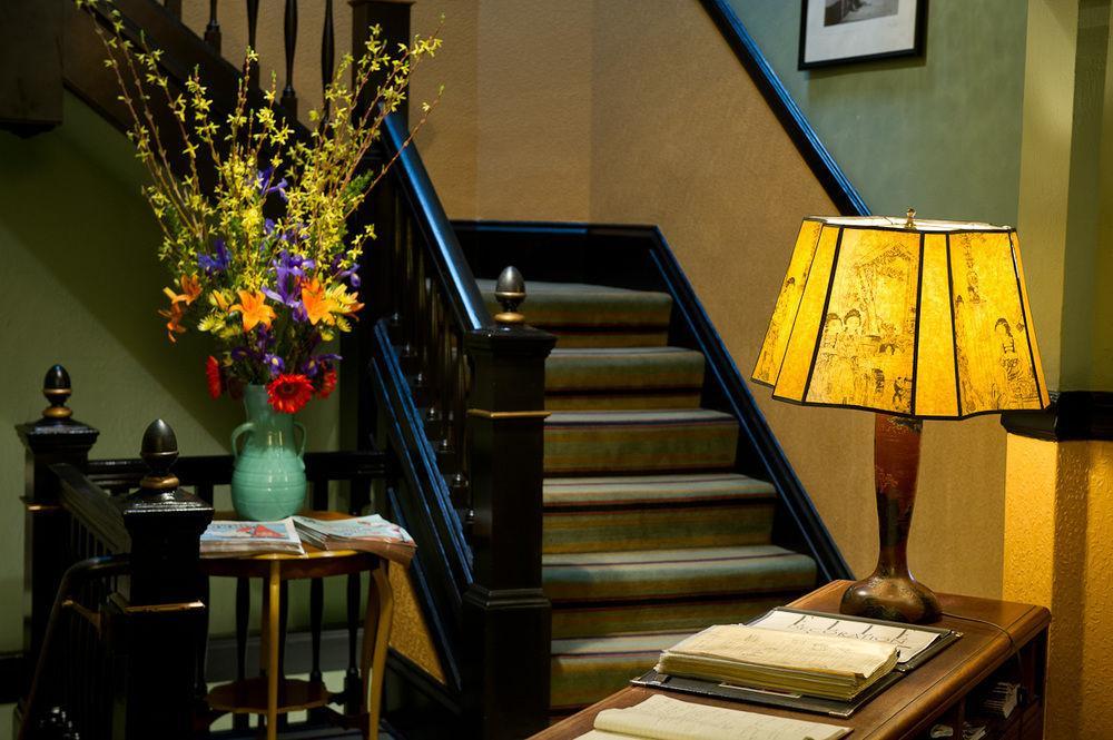 Boheme Hotel 3*