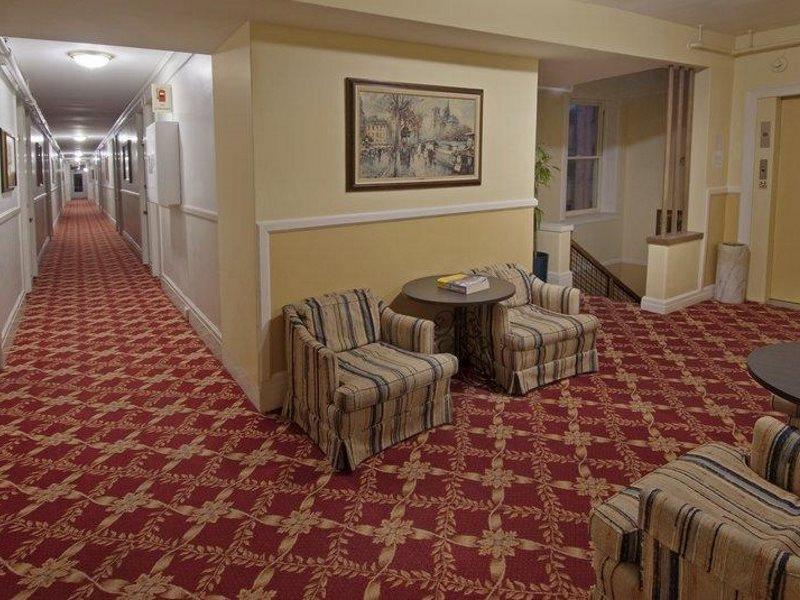 Hotel Aida Plaza *