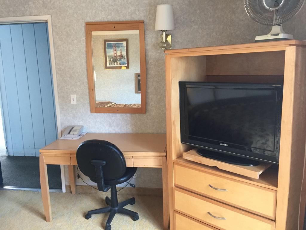 Castle Motel 3*