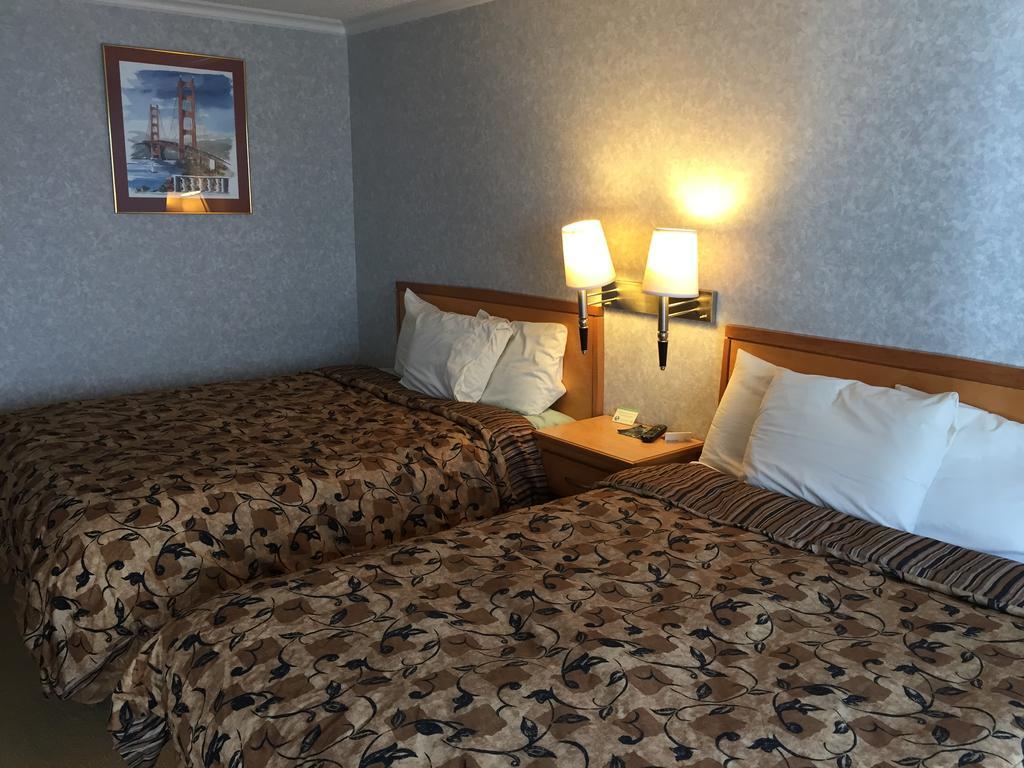 Castle Motel