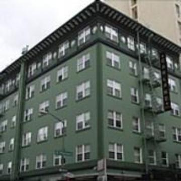 Americas Value Extended Union Square