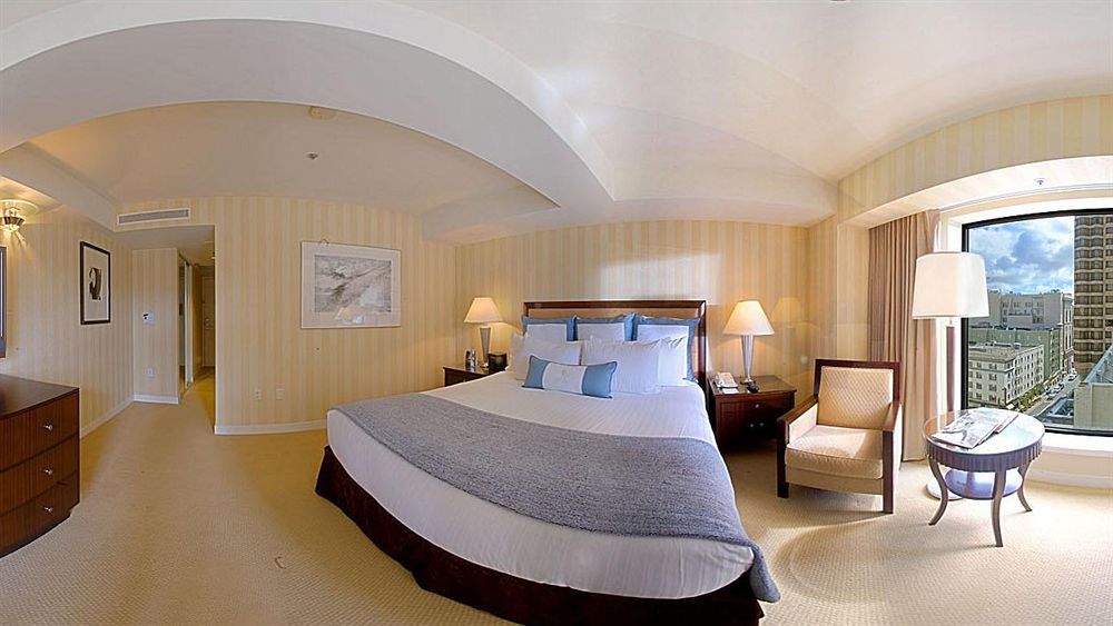 Hotel Nikko 5*