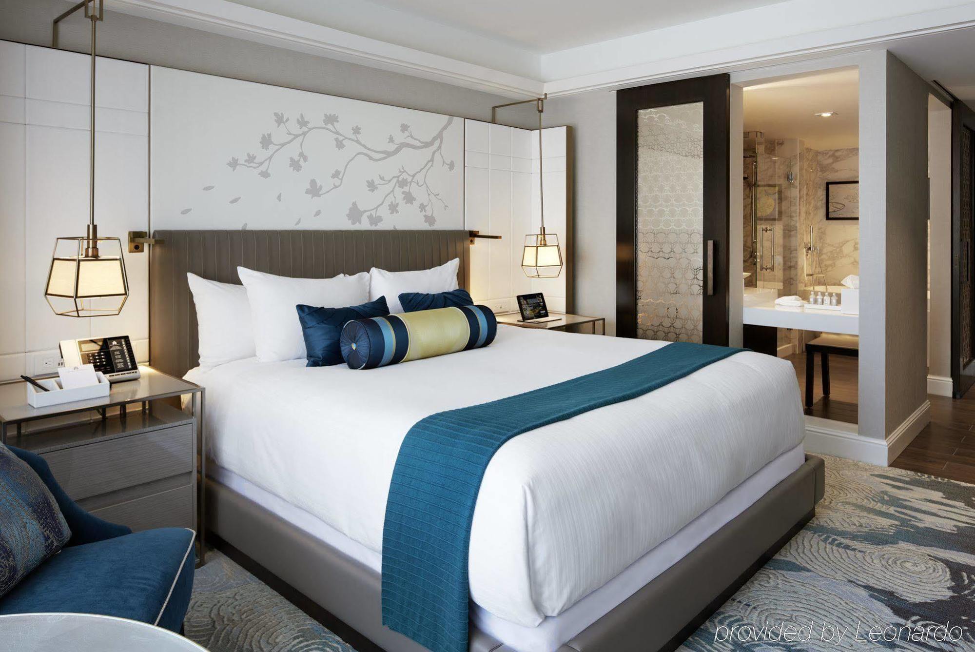 Hotel Nikko 5*