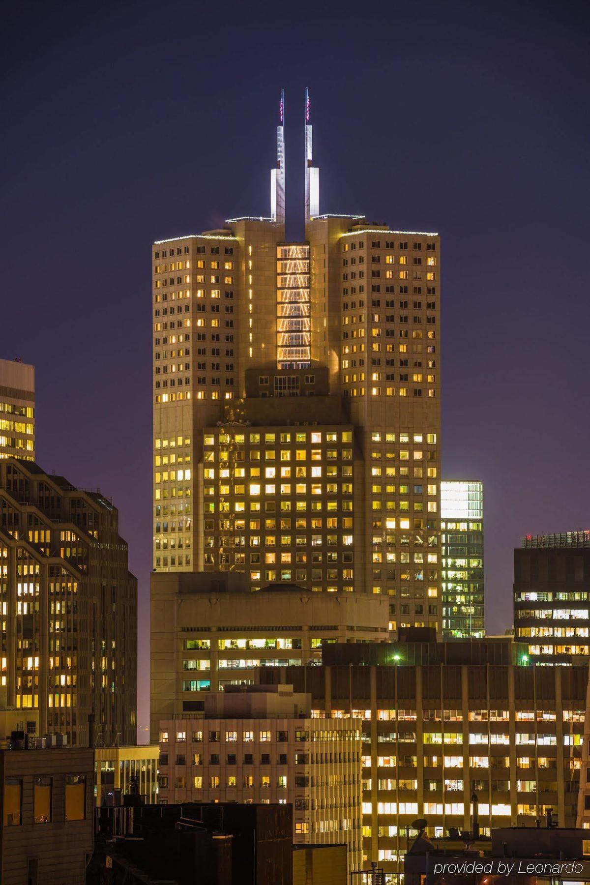 Four Seasons At Embarcadero Hotel