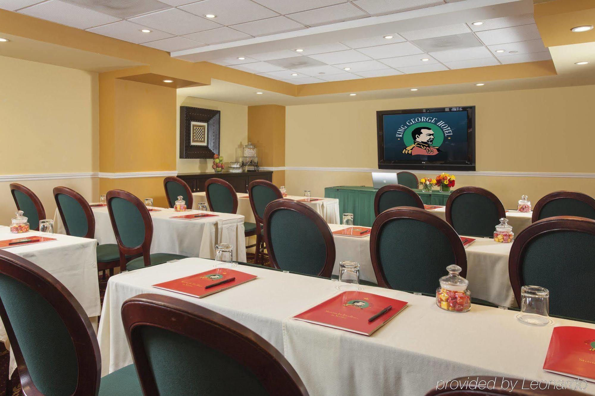 Hotel King George 3*