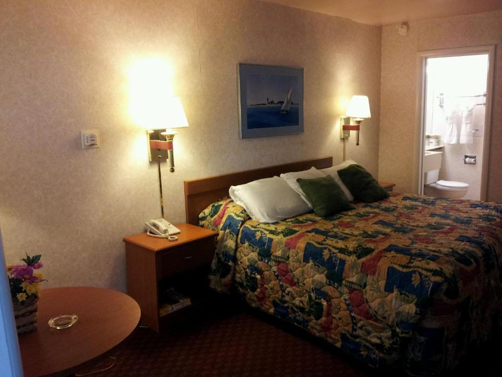 Motel Town House
