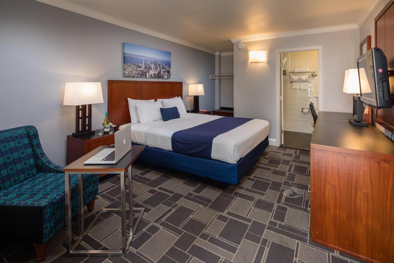 Bay Bridge Motel 3*