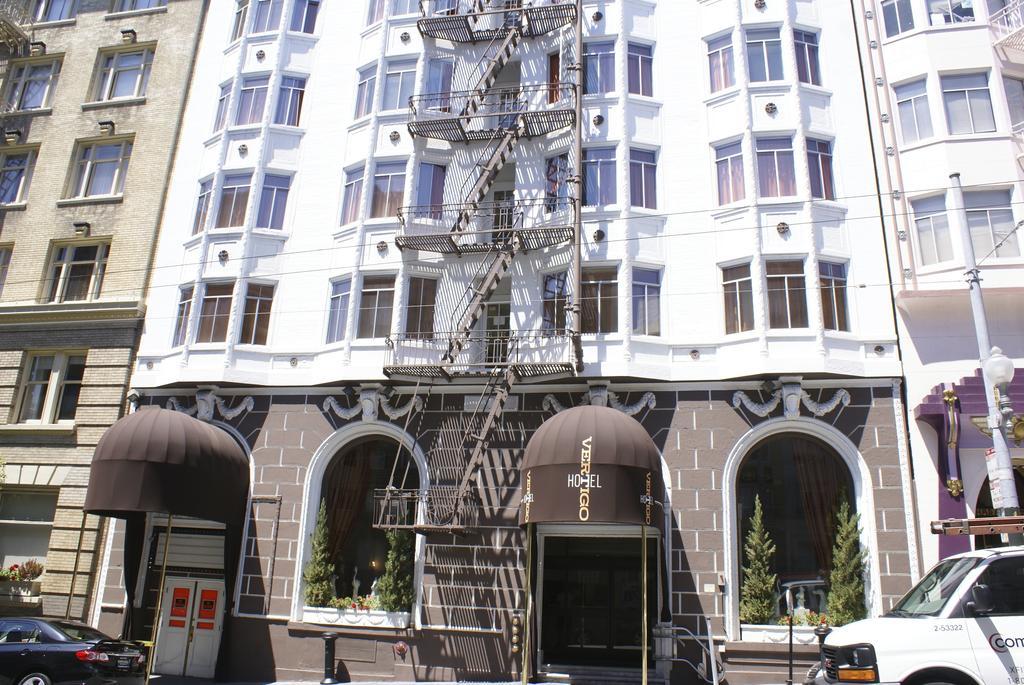 Julian Hotel 4*