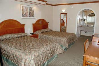 Motel Alexis Park 2*