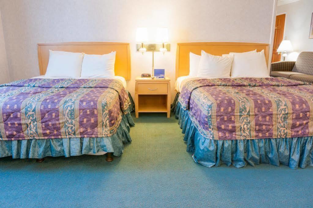 Motel Nob Hill Motor -newly Updated Rooms! 3*