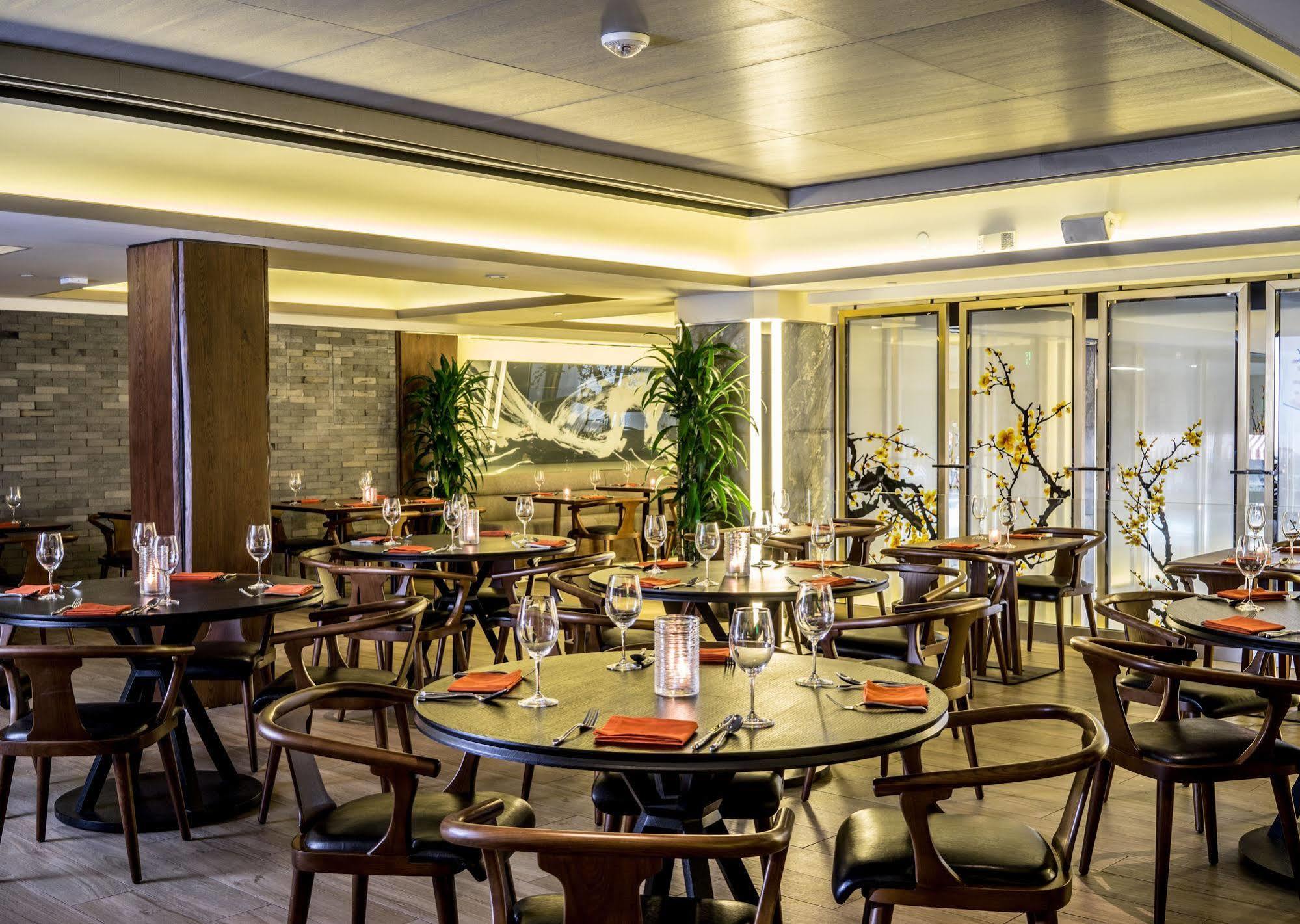 Fusion, A C-two 3* San Francisco