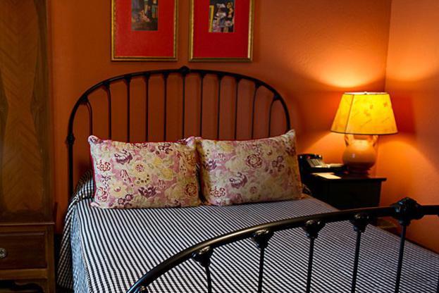Hotel Boheme 3*