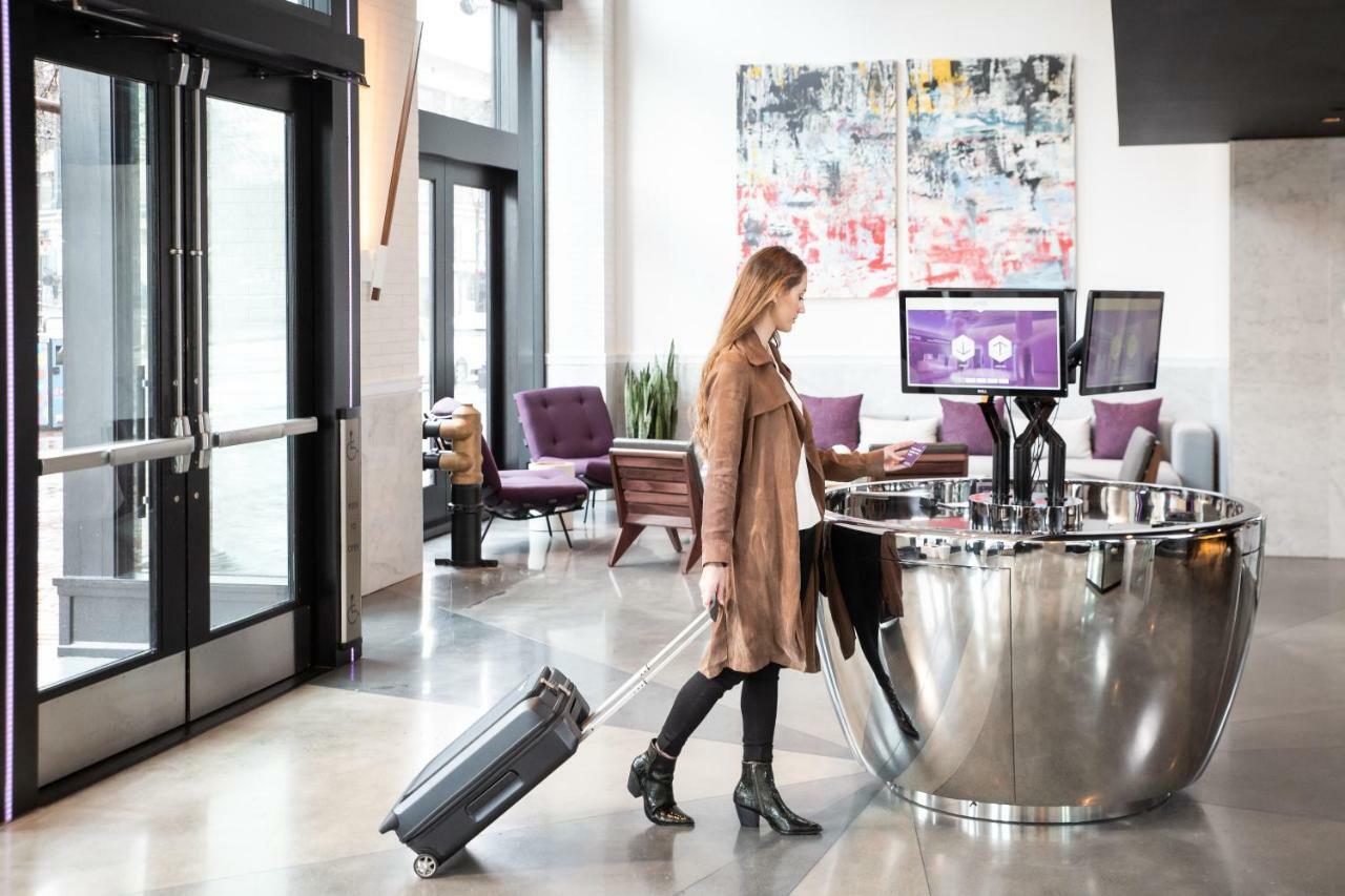 Hotel Yotel 4*