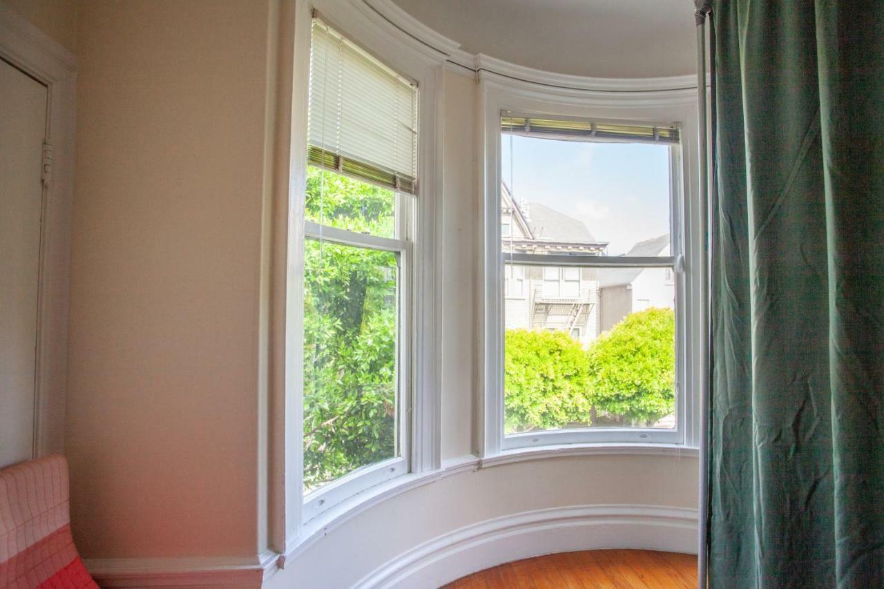 Hostel Alamo Square Startup House *