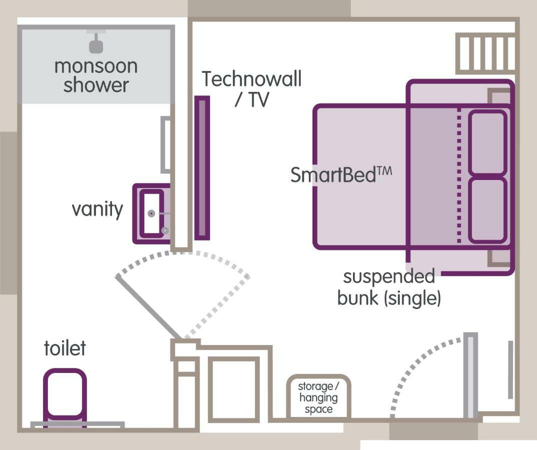 Yotel Hotel 4*