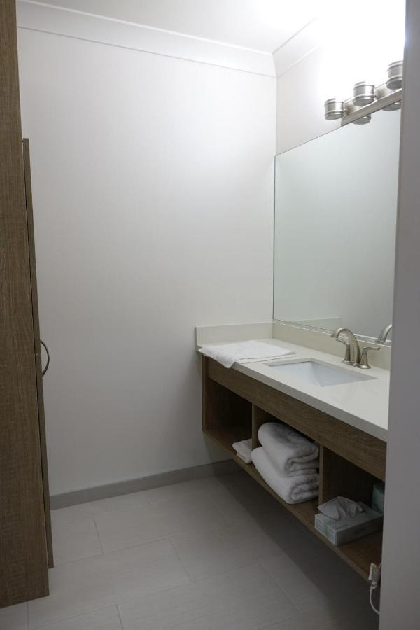 Castle Motel 3*